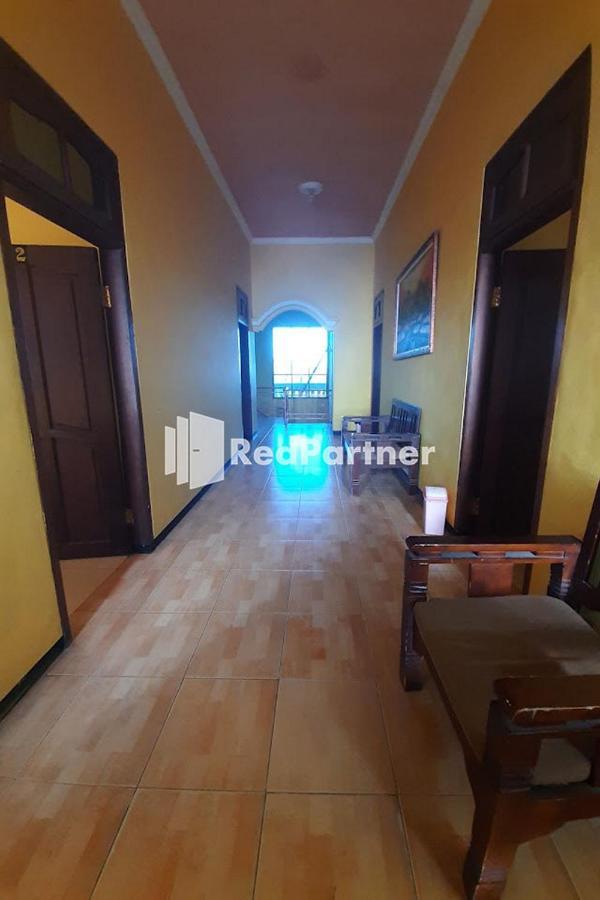 Bromo Indah Lestari Homestay Mitra Reddoorz パスルアン エクステリア 写真