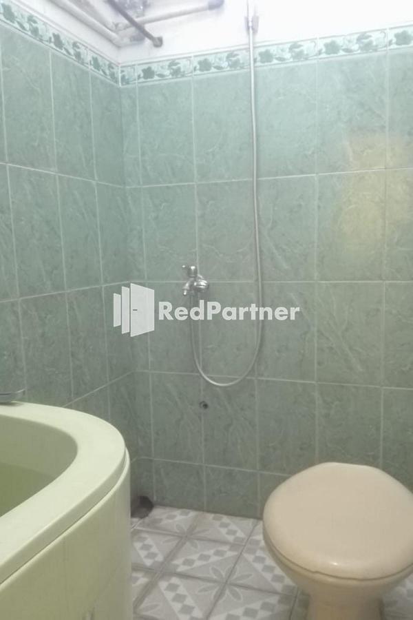 Bromo Indah Lestari Homestay Mitra Reddoorz パスルアン エクステリア 写真