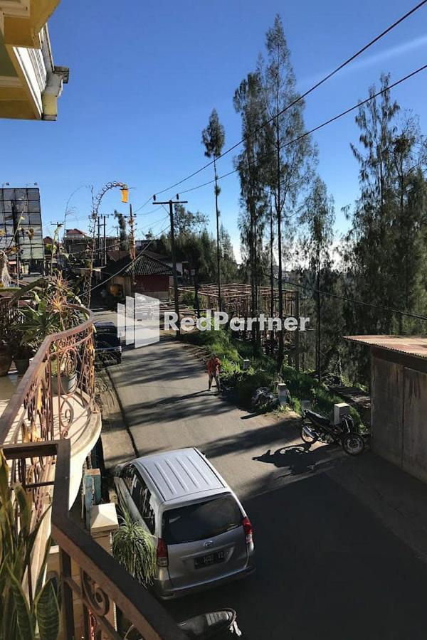 Bromo Indah Lestari Homestay Mitra Reddoorz パスルアン エクステリア 写真